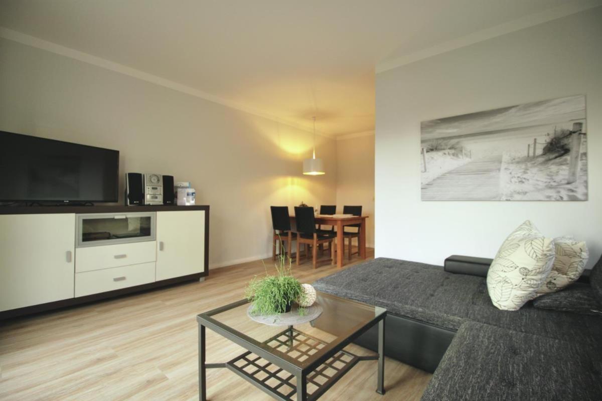 Apartamento Ferienhaus Am Yachthafen, Moewe Rostock Exterior foto